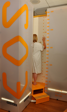EOS scanner with patient