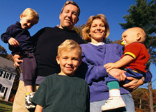 Photo of family at the Children's Wisconsin-Fox Valley Hospital Pediatric Unit